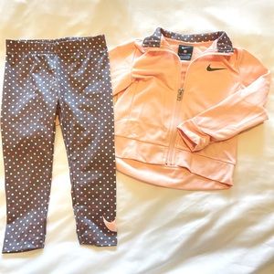 Toddler girl size 3t Nike set